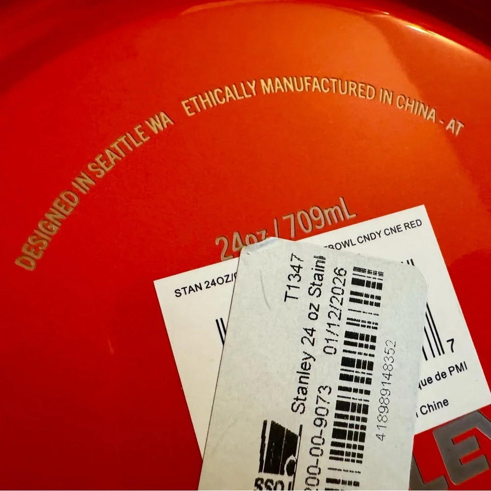 Stanley Pet Bowl Target Exclusive 24 oz Stainless Steel Candy Cane Red
